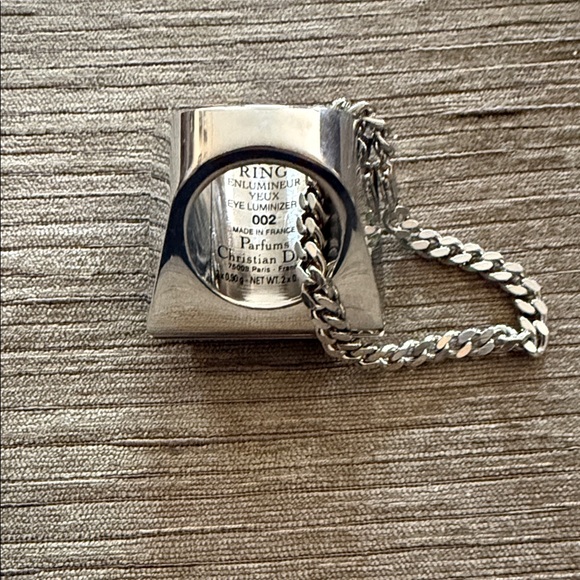 Rare Dior Silver Princess Ring Makeup Jewel - Picture 3 of 7